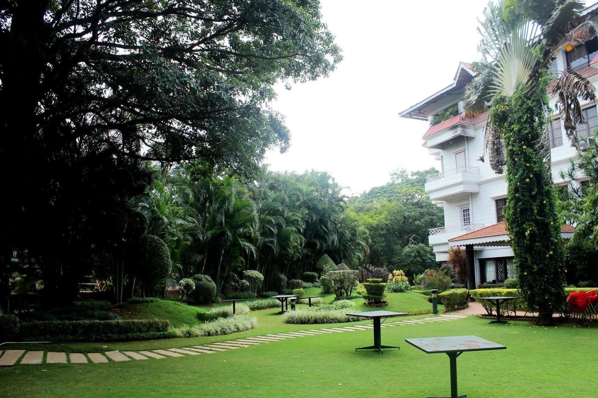 Treebo Trend Royal Inn Mysore Extérieur photo