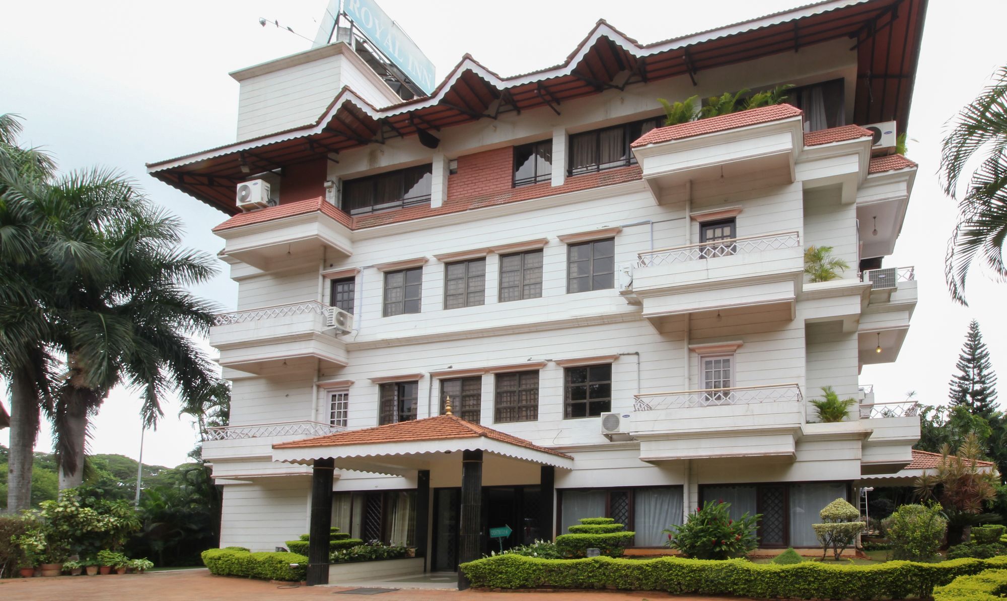 Treebo Trend Royal Inn Mysore Extérieur photo